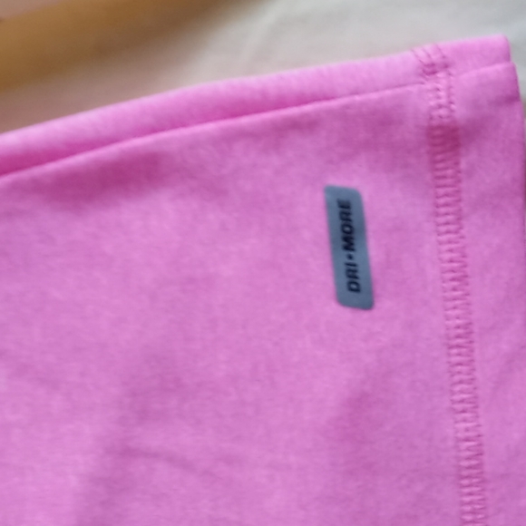 🔥Sale $15.🔥Bundle of 2 Athletic Tank Tops Black and Pink Size Small - Picture 10 of 13